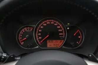 Toyota Yaris, 1.3, 73 kW, bensiin, automaat, esivedu