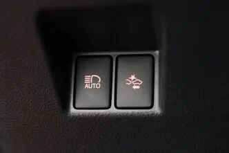 Toyota Yaris, 1.3, 73 kW, bensiin, automaat, esivedu