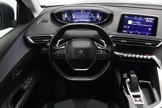 Peugeot 5008, 1.5, 96 kW, дизель, автомат, передний привод