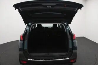 Peugeot 5008, 1.5, 96 kW, дизель, автомат, передний привод