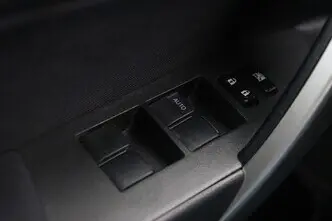 Toyota Corolla, 1.6, 97 kW, bensiin, manuaal, esivedu