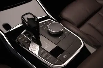 BMW 318, 2.0, 115 kW, бензин, автомат, задний привод