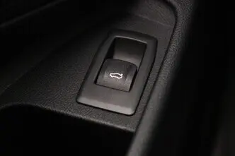 BMW 318, 2.0, 115 kW, бензин, автомат, задний привод