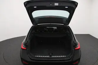 BMW 318, 2.0, 115 kW, бензин, автомат, задний привод