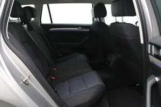 Volkswagen Passat, 1.4, 115 kW, подключаемый гибрид, автомат, передний привод