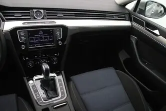 Volkswagen Passat, 1.4, 115 kW, подключаемый гибрид, автомат, передний привод