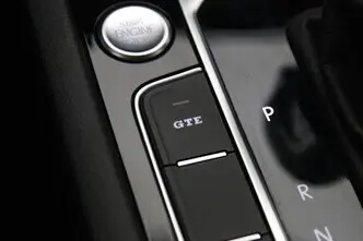 Volkswagen Passat, 1.4, 115 kW, подключаемый гибрид, автомат, передний привод