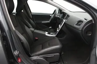 Volvo V60, 2.0, 88 kW, дизель, механическая, передний привод