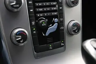 Volvo V60, 2.0, 88 kW, дизель, механическая, передний привод