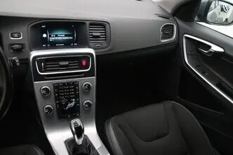 Volvo V60, 2.0, 88 kW, дизель, механическая, передний привод