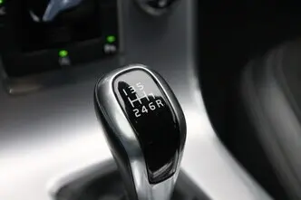 Volvo V60, 2.0, 88 kW, дизель, механическая, передний привод