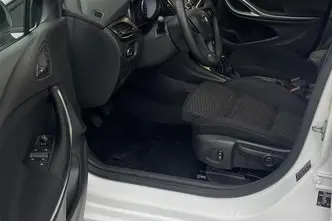 Opel Astra, 1.6, 81 kW, дизель, механическая, передний привод