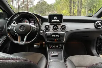 Mercedes-Benz GLA 200, 1.6, 115 kW, бензин, автомат, передний привод