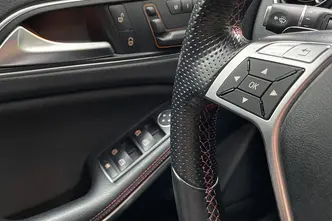 Mercedes-Benz GLA 200, 1.6, 115 kW, бензин, автомат, передний привод