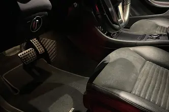Mercedes-Benz GLA 200, 1.6, 115 kW, бензин, автомат, передний привод