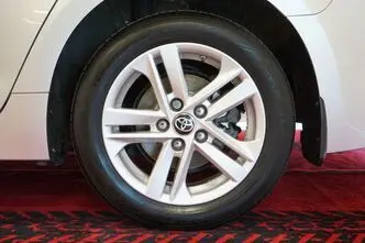 Toyota Corolla, 1.8, 72 kW, hübriid, automaat, esivedu