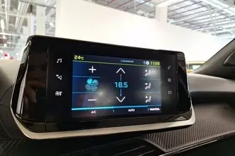 Peugeot e-2008, elekter, automaat, esivedu