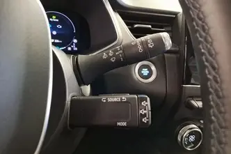 Renault Captur, 1.6, 68 kW, pistikhübriid, automaat, esivedu