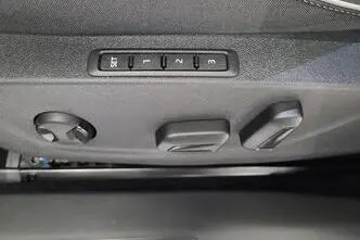 Škoda Enyaq, 195 kW, elekter, automaat, nelikvedu
