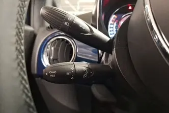 Fiat 500, 1.0, 51 kW, hübriid, manuaal, esivedu