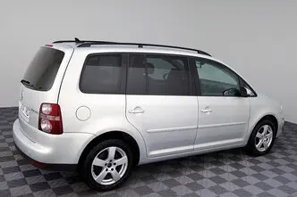Volkswagen Touran, 2.0, 140 kW, дизель, автомат, передний привод