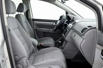 Volkswagen Touran, 2.0, 140 kW, дизель, автомат, передний привод