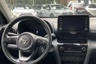 Toyota Yaris Cross, 1.5, 68 kW, hybrid, automatic, front-wheel drive