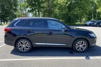 Mitsubishi Outlander, 2.0, 110 kW, petrol, automatic, four-wheel drive