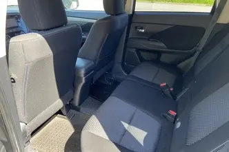 Mitsubishi Outlander, 2.0, 110 kW, petrol, automatic, four-wheel drive