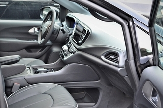 Chrysler Pacifica, 3.6, 214 kW, bensiin, automaat, nelikvedu