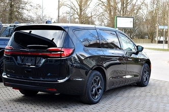 Chrysler Pacifica, 3.6, 214 kW, pistikhübriid, automaat, esivedu