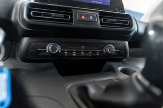 Peugeot Rifter, 1.5, 75 kW, diesel, manual, front-wheel drive