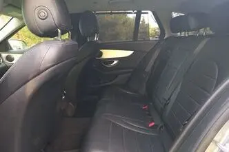 Mercedes-Benz C 200, 2.1, 100 kW, diesel, automatic, rear-wheel drive