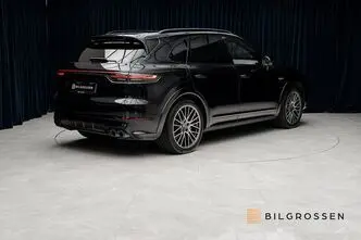Porsche Cayenne, 3.0, 340 kW, hübriid, automaat, nelikvedu