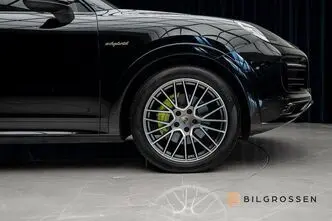 Porsche Cayenne, 3.0, 340 kW, hübriid, automaat, nelikvedu