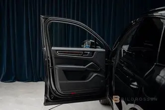 Porsche Cayenne, 3.0, 340 kW, hübriid, automaat, nelikvedu