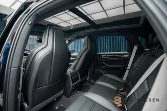 Porsche Cayenne, 3.0, 340 kW, hübriid, automaat, nelikvedu