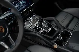 Porsche Cayenne, 3.0, 340 kW, hübriid, automaat, nelikvedu