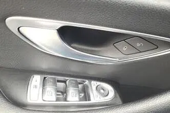 Mercedes-Benz E, 2.0, 143 kW, pistikhübriid, automaat, nelikvedu