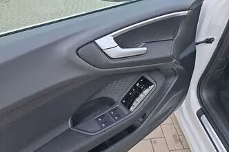 Audi A5, 2.0, 110 kW, bensiin, automaat, esivedu