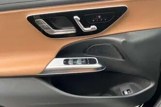 Mercedes-Benz E 200, 2.0, 150 kW, bensiin, automaat, nelikvedu