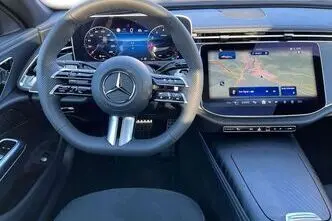 Mercedes-Benz E 200, 2.0, 150 kW, bensiin, automaat