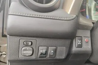 Toyota RAV4, 2.0, 111 kW, bensiin, automaat, nelikvedu