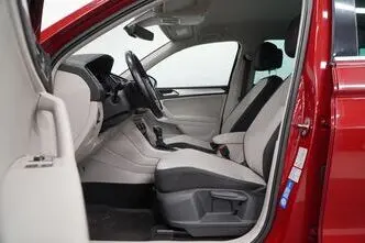 Volkswagen Tiguan, 2.0, 132 kW, бензин, автомат, полный привод