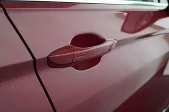 Volkswagen Tiguan, 2.0, 132 kW, бензин, автомат, полный привод