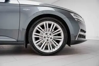 Škoda Superb, 2.0, 140 kW, дизель, автомат, полный привод