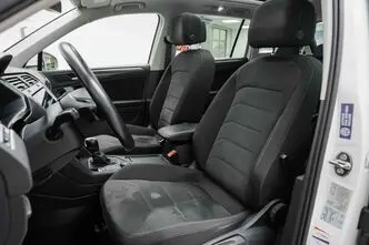 Volkswagen Tiguan, 2.0, 169 kW, бензин, автомат, полный привод
