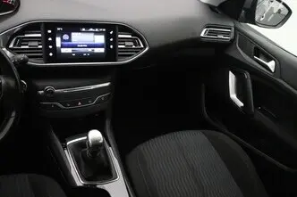 Peugeot 308, 1.6, 88 kW, дизель, механическая, передний привод
