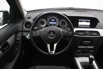 Mercedes-Benz C 180, 1.6, 115 kW, bensiin, manuaal, tagavedu