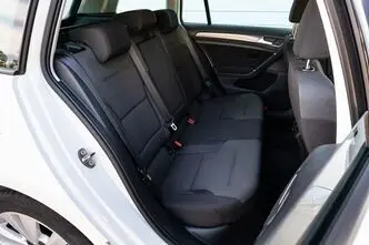 Volkswagen Golf, 1.6, 85 kW, diisel, automaat, esivedu